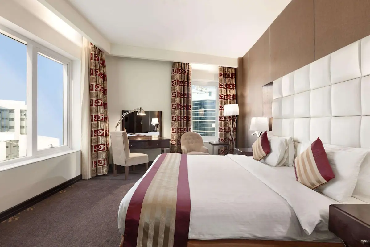 اتاق هتل هاوارد جانسون بای ویندهام بر دبی